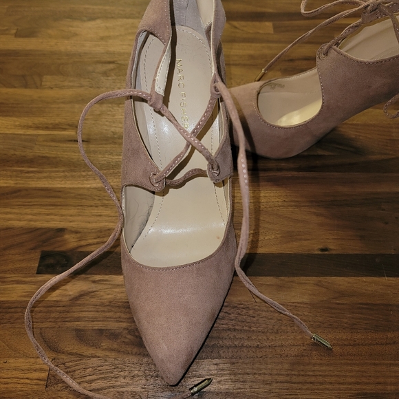 Marc Fisher Ankle Tie Pumps - Picture 1 of 6